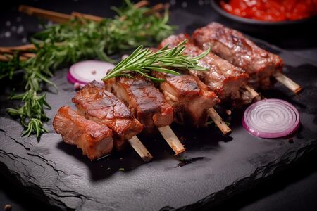 Шашлык из свиных ребрышек