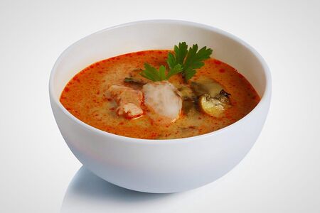 Суп Том ям с курицей