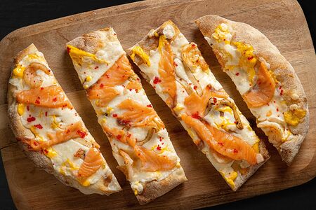 Пицца с морепродуктами