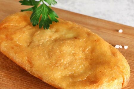 Пирожок с картошкой