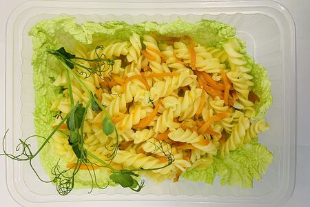 Макароны с овощами