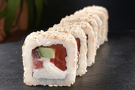 Ролл Зернистый с лососем