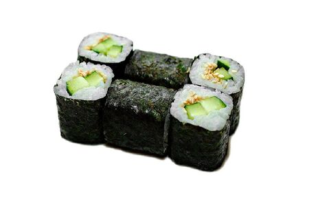 Хосомаки с огурцом