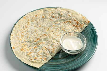 Кутаб с сыром и зеленью