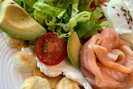 Вафля с семгой