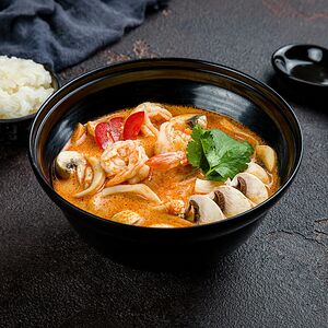 Том ям с креветками