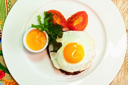 Бифштекс по-селянски