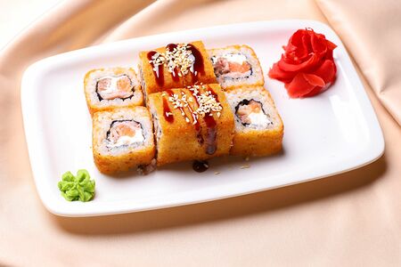 Горячий ролл Кунсей маки