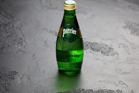 Вода Perrier