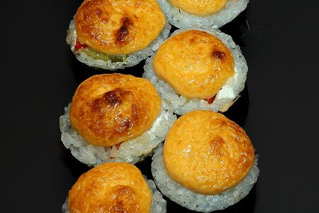 Запеченный ролл Футомаки ясаи острый