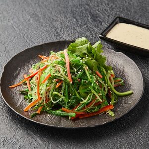 Чука с ореховым соусом