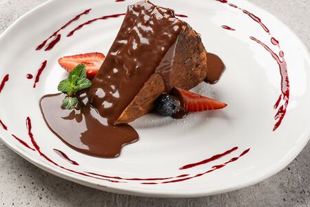 Чизкейк с горячим шоколадом