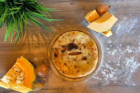 Пирог с тыквой большой