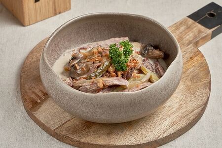 Бефстроганов с говядиной