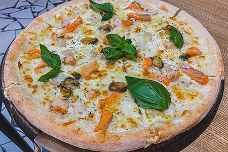 Морепродукты в сливочном соусе