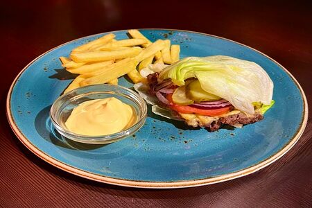 Приодетый бургер