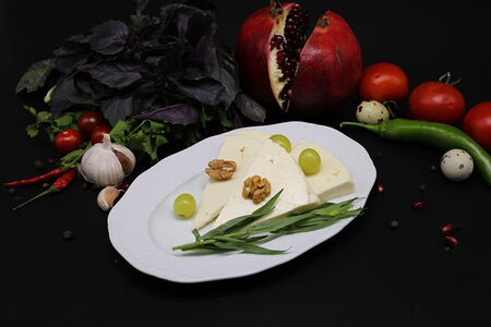 Домашний сыр имеретинский