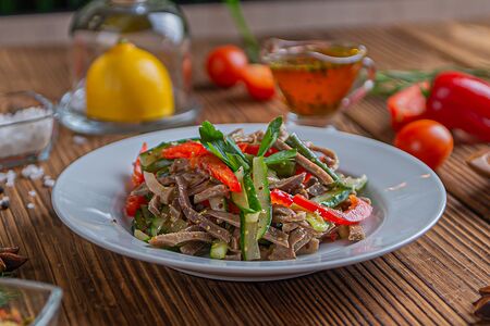 Салат Пекинский с языком