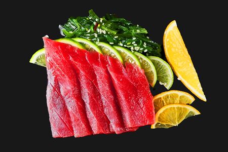 Сашими Тунец