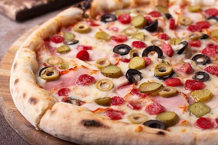 Пицца Солянка