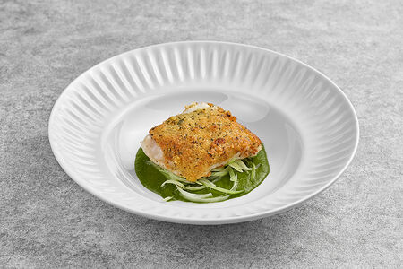 Палтус с соусом из свежей зелени