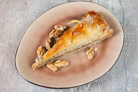 Турецкая пахлава с грецких орехов