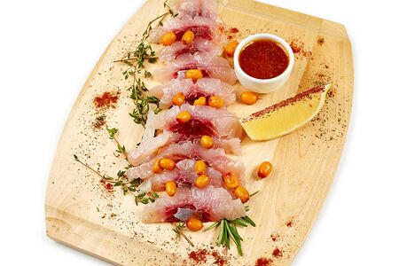 Нельма слабосоленая с облепиховым соусом