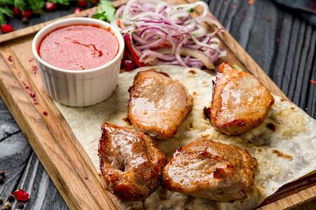 Шашлык из говяжьей вырезки с курдюком