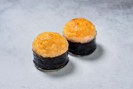 Лосось с чесночком