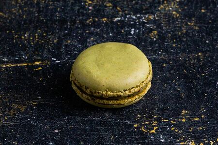 Макарун фисташковый