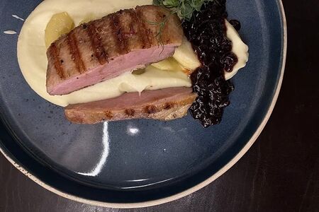 Утиная грудка на гриле