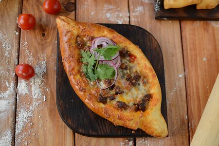 Мини-хачапури с мясом