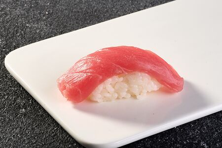 Нигири Тунец