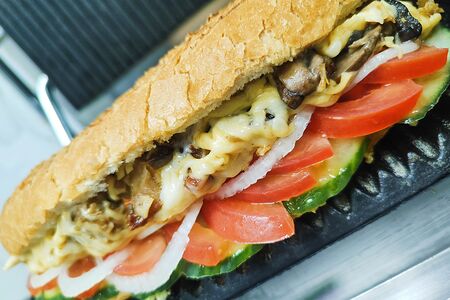 Дёнер с сыром и грибами