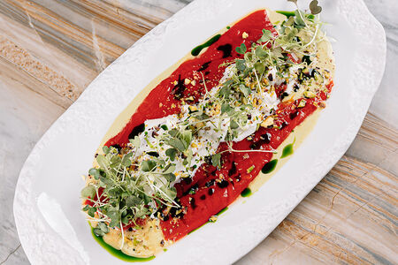 Печеные перцы, страчателла, фисташка