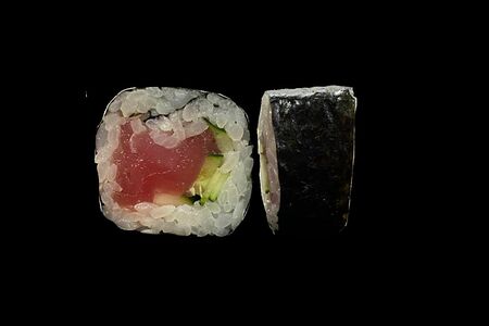 Хосомаки с тунцом