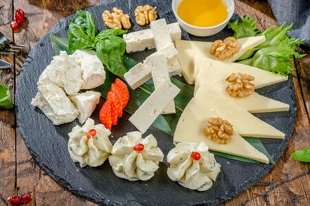 Сырное ассорти по-кавказски