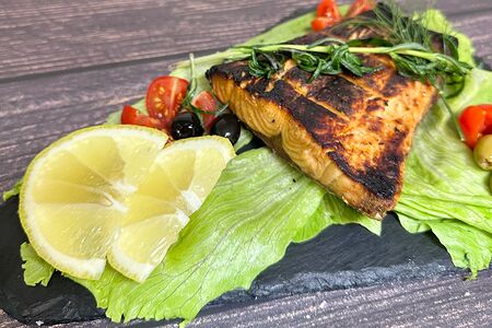 Стейк из лосося