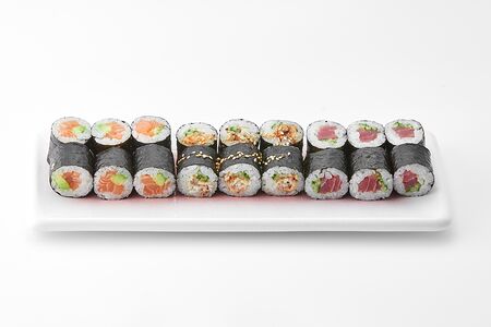 Маки Тунец с огурцом