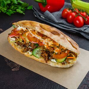 Шаурма в пите куриная