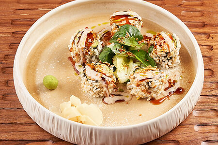 Ролл в рисовом корне, с лососем, тунцом и авокадо