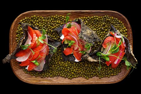 Чипсы нори с вяленой рыбой