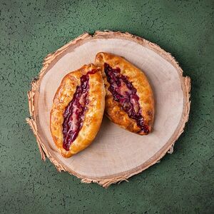 Калитки с брусникой