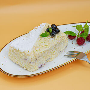 Наполеон со смородиной