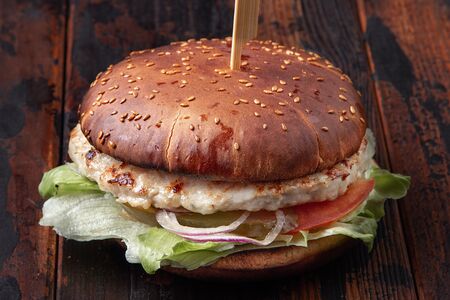 Бургер с курицей