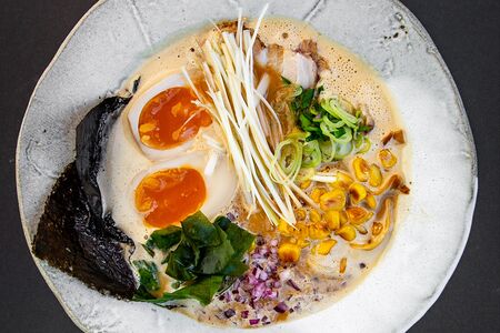 Тонкацу (свинина)