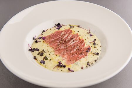 Ризотто с горгонзолой, копченой уткой и трюфелем