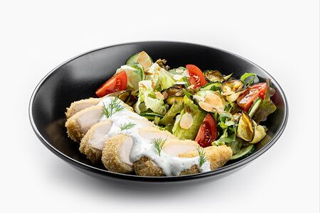 Хрустящая куриная грудка с паназиатским салатом