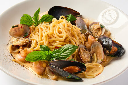 Спагетти с морепродуктами