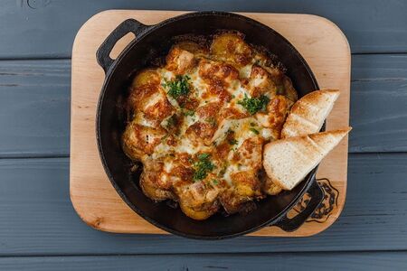 Сковородка со свининой